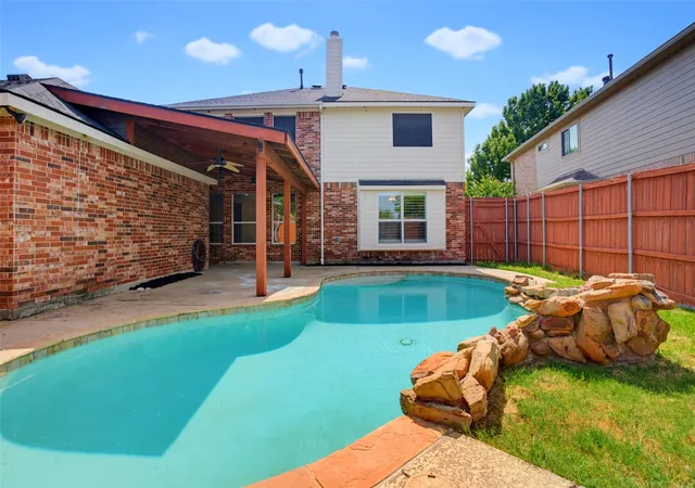 Photo 1 of Single family home for sale at 1402 Bradford Trace Dr, Allen, TX 75002 | MLS# 21346089 | Listing updated on 2026-08-24
