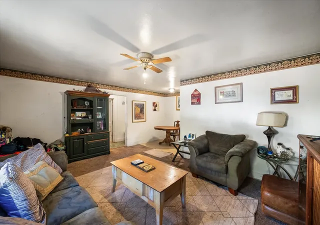 Photo 3 of Single family home for sale at 712 W Dye St, Palestine, TX 75801 | MLS# 21346104 | Listing updated on 2026-10-01