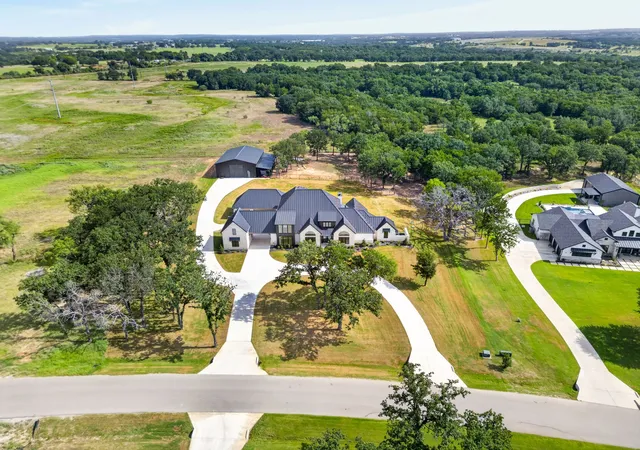Photo 1 of Single family home for sale at 536 Royal Santana Run, Weatherford, TX 76087 | MLS# 21345650 | Listing updated on 2026-09-03