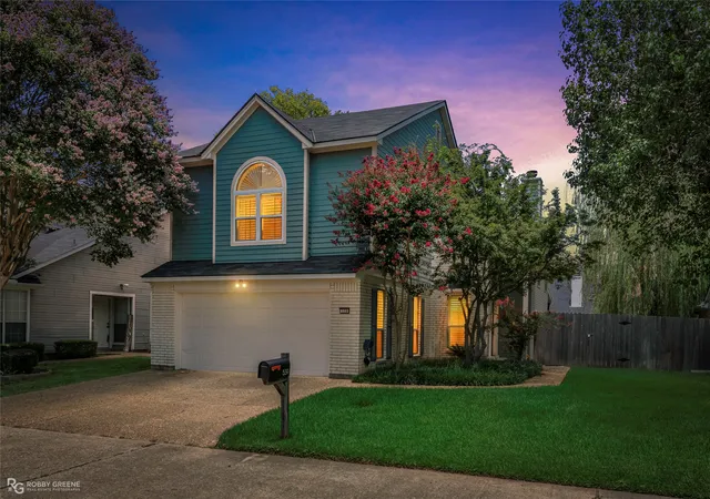 Single family home for sale at 539 Honeygold Dr, Shreveport, LA 71115 | MLS# 21329105