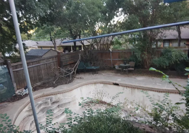 5th image of 5708 Trails Edge Ct, Arlington, TX 76017 | MLS# 21346120