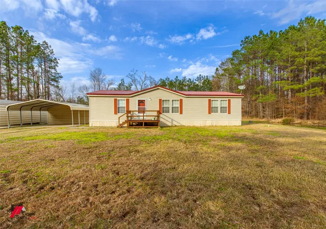 Photo 3 of Sale Pending at 259 Kings Cir, Grand Cane, LA 71032 | MLS# 21346079 | Listing updated on 2026-08-06