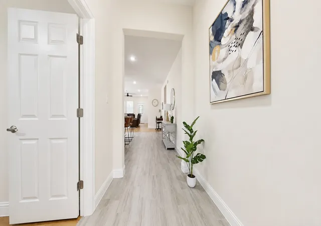 Photo 2 of Single family home for sale at 900 Marcellus Ct, Arlington, TX 76011 | MLS# 21339840 | Listing updated on 2026-08-08