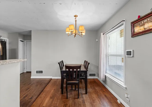 5th image of 1859 Oakwood St, Haltom City, TX 76117 | MLS# 21345318