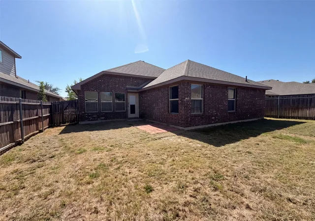 Photo 4 of Sale Pending at 11920 Hassop Ln, Burleson, TX 76028 | MLS# 21346193 | Listing updated on 2026-09-26