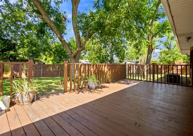 Photo 1 of Single family home for sale at 2507 N Shannon St, Sherman, TX 75092 | MLS# 21345939 | Listing updated on 2026-08-11