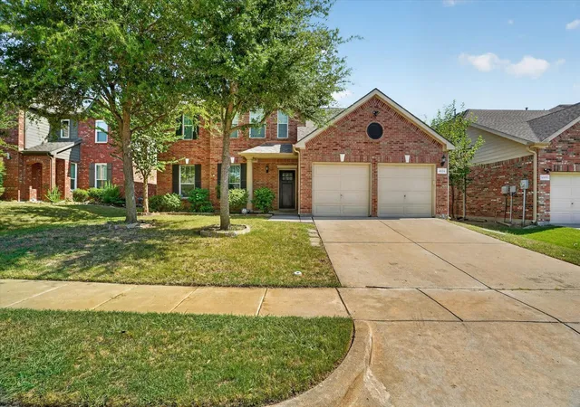 Photo 4 of Single family home for sale at 4824 Red Velvet Rd, Fort Worth, TX 76244 | MLS# 21344429 | Listing updated on 2026-10-04