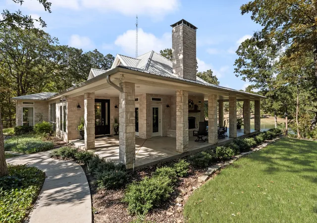 Photo 3 of Single family home for sale at 1473 County Road 2980, Windom, TX 75492 | MLS# 21345666 | Listing updated on 2026-09-24
