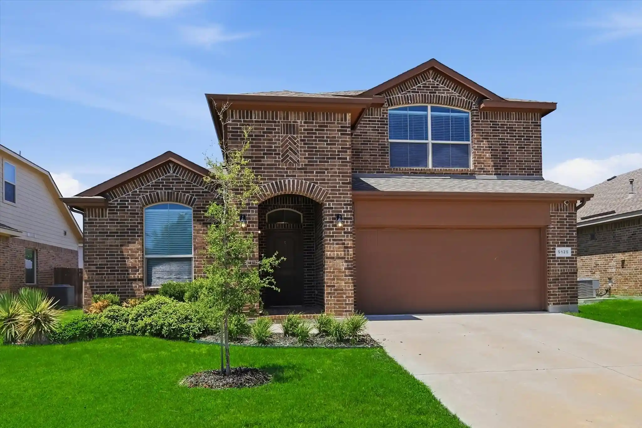Photo 1 of Single family home for sale at 9125 Edenberry Ln, Fort Worth, TX 76179 | MLS# 21346291 | Listing updated on 2026-10-28