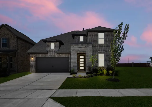 Photo 2 of Sale Pending at 17265 Oxborough Dr, Justin, TX 76102 | MLS# 21346359 | Listing updated on 2026-09-23