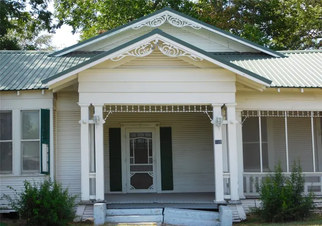 Photo 4 of Single family home for sale at 106 N 1St St W, Dawson, TX 76639 | MLS# 21346240 | Listing updated on 2026-08-24