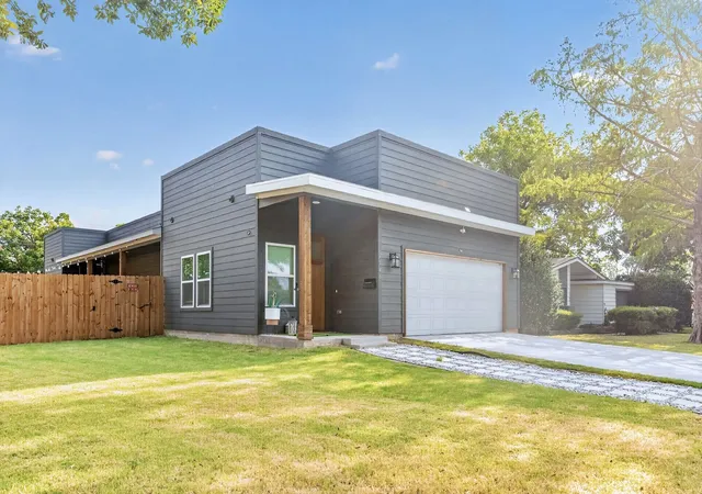 Photo 1 of Single family home for sale at 2646 Greenhurst Dr, Dallas, TX 75234 | MLS# 21346418 | Listing updated on 2026-08-03