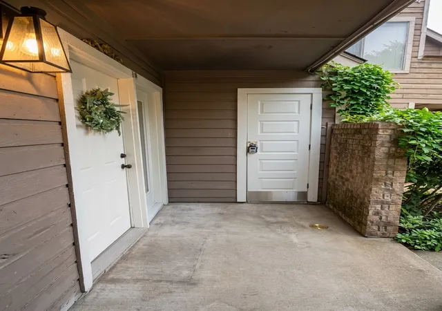 10th image of 9811 Walnut St #104, Dallas, TX 75243 | MLS# 21344250