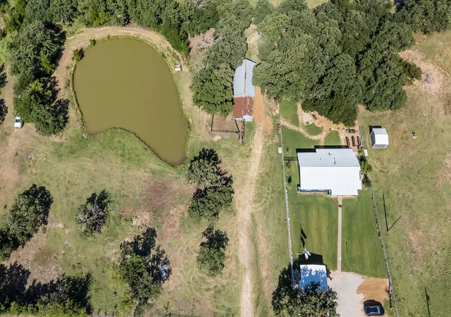 Photo 3 of House for sale at 200 Cool Junction Rd, Millsap, TX 76066 | MLS# 21346420 | Listing updated on 2026-10-02