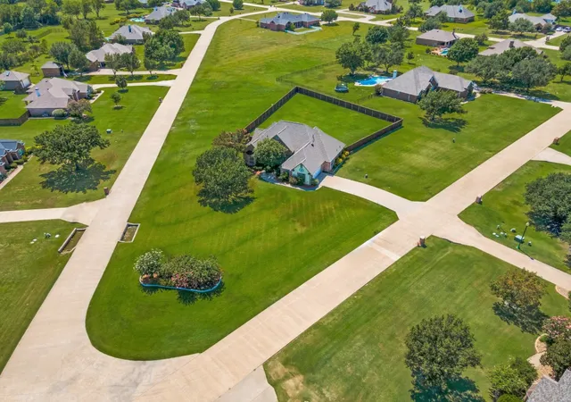 Photo 2 of Single family home for sale at 10074 Tipperary Trl, Forney, TX 75126 | MLS# 21346179 | Listing updated on 2026-08-25
