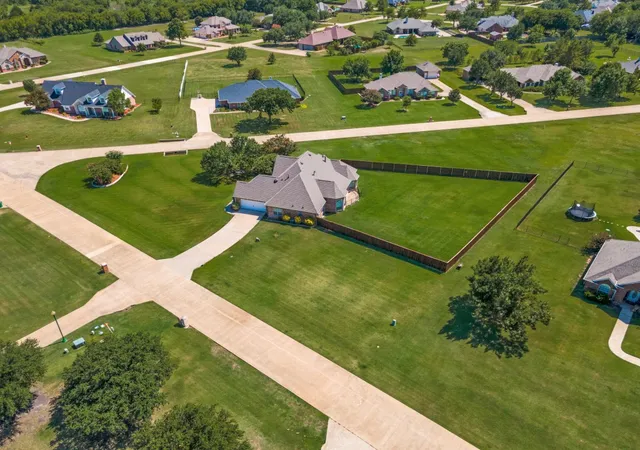 Photo 3 of Single family home for sale at 10074 Tipperary Trl, Forney, TX 75126 | MLS# 21346179 | Listing updated on 2026-08-25