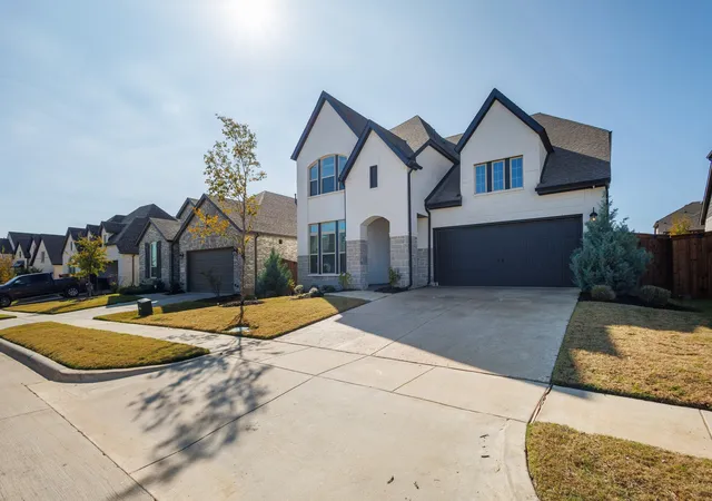 Photo 2 of Single family home for sale at 4029 Crepe Myrtle St, Aubrey, TX 76227 | MLS# 21346384 | Listing updated on 2026-08-29