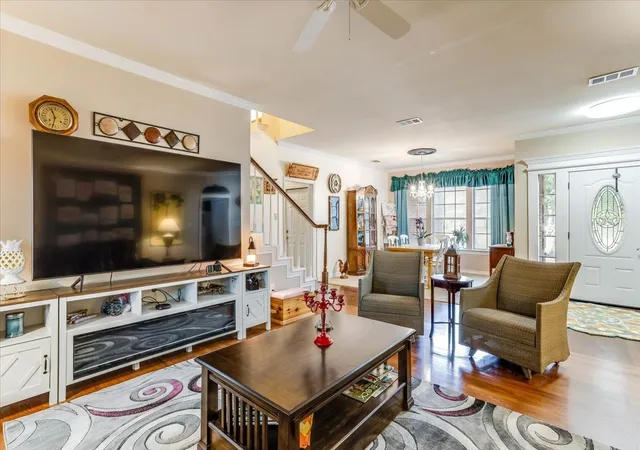 Photo 4 of Single family home for sale at 9500 Boat Club Rd, Fort Worth, TX 76179 | MLS# 21342046 | Listing updated on 2026-09-29