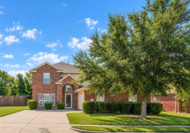 Photo 1 of Single family home for sale at 2030 Gleaner Dr, Rockwall, TX 75032 | MLS# 21343357 | Listing updated on 2026-09-25