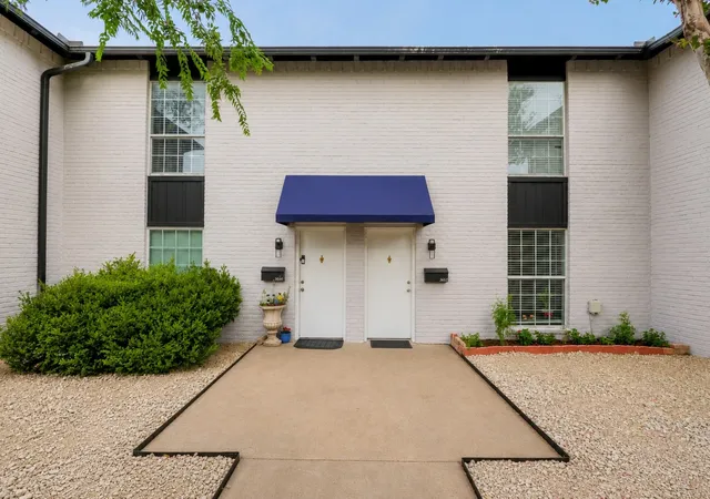 4th image of 3650 Rickshaw Dr, Dallas, TX 75229 | MLS# 21346390