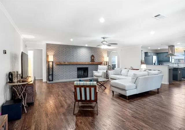 Single family home for sale at 2146 Westwood Ter, Grapevine, TX 76051 | MLS# 21346624 | Listing updated on 2026-10-06