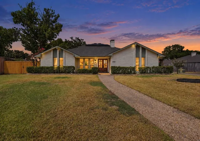 Photo 1 of Single family home for sale at 2009 Pueblo Ct, Plano, TX 75074 | MLS# 21342335 | Listing updated on 2026-09-27