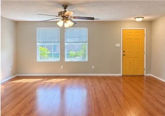 Photo 3 of Single family home for sale at 5441 Temecula Rd, Fort Worth, TX 76244 | MLS# 21341664 | Listing updated on 2026-10-06