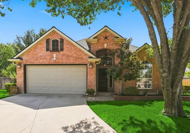 Photo 3 of Single family home for sale at 5340 Stillwater Dr, Fort Worth, TX 76137 | MLS# 21343377 | Listing updated on 2026-09-01