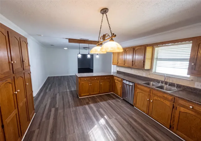 Photo 3 of Single family home for sale at 120 Rs County Road 1623, Lone Oak, TX 75453 | MLS# 21346626 | Listing updated on 2026-10-01