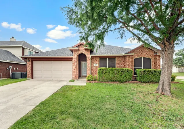 Photo 1 of Single family home for sale at 4700 Woodhaven, Haltom City, TX 76137 | MLS# 21346296 | Listing updated on 2026-08-26