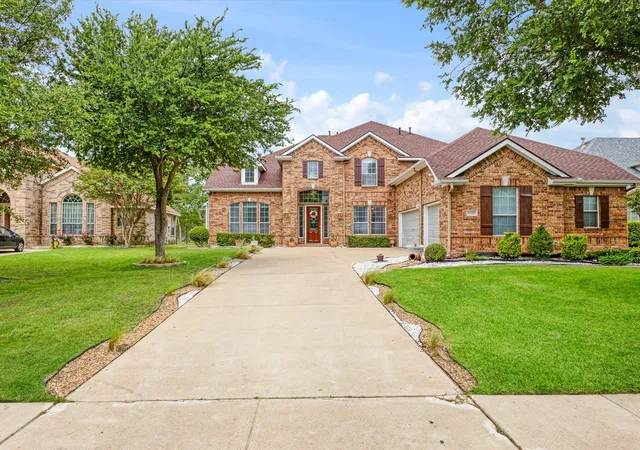 Photo 1 of Single family home for sale at 10505 Waterview Pkwy, Rowlett, TX 75089 | MLS# 21346851 | Listing updated on 2026-09-01