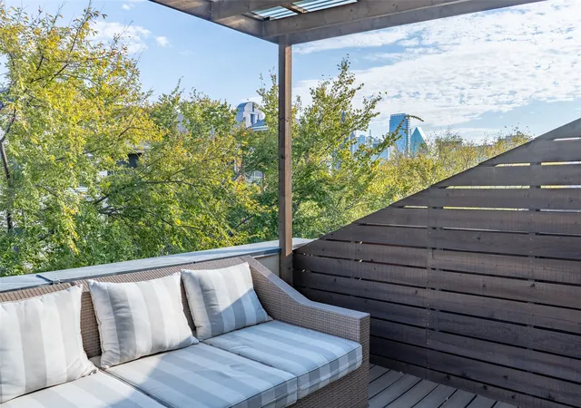 Photo 3 of Sale Pending at 3009 State St, Dallas, TX 75204 | MLS# 21345506 | Listing updated on 2026-08-25
