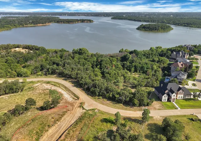 Land for sale at Lot 11 & 12 Oak Bluff Dr, Corinth, TX 76208 | MLS# 21338971