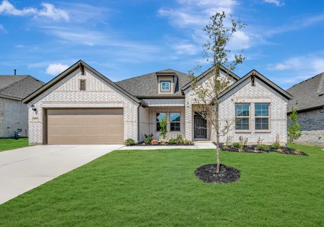 Photo 1 of Single family home for sale at 122 Hudson Ln, Justin, TX 76247 | MLS# 21340553 | Listing updated on 2026-10-08