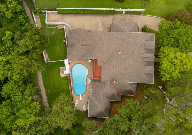 Photo 2 of Sale Pending at 4106 Trail Bend Ct, Colleyville, TX 76034 | MLS# 21346797 | Listing updated on 2026-10-02