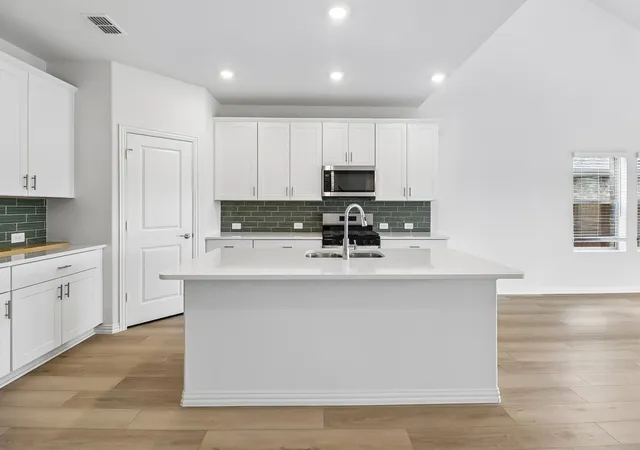 Photo 1 of Single family home for sale at 2124 Santa Anita St, Seagoville, TX 75159 | MLS# 21346514 | Listing updated on 2026-10-05