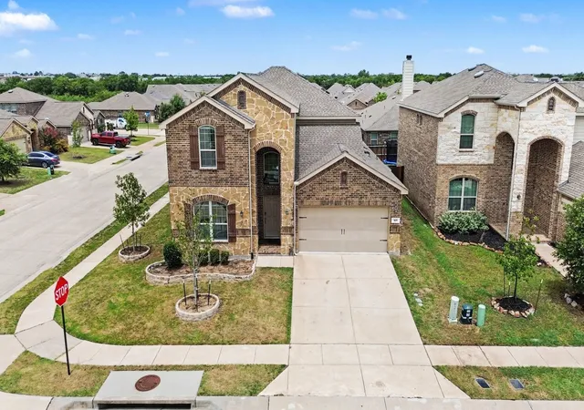 3rd image of 305 Pitt Cir, Fate, TX 75189 | MLS# 21331890
