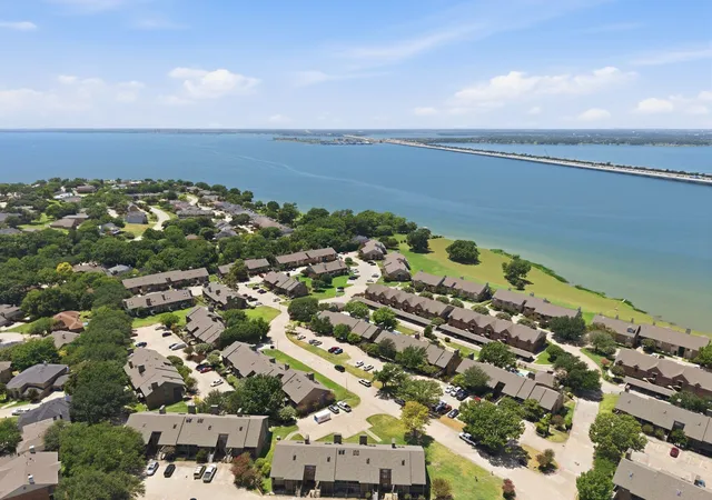 Photo 2 of Condo for sale at 1104 Signal Ridge Pl #1104, Rockwall, TX 75032 | MLS# 21346923 | Listing updated on 2026-08-26