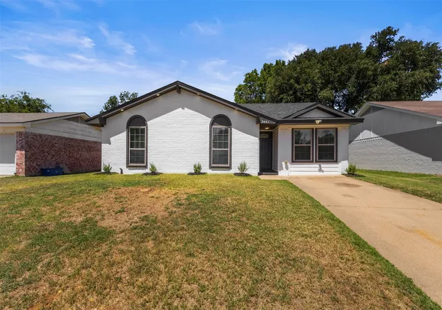 1st image of 2441 Miller St, Grand Prairie, TX 75051 | MLS# 21321304