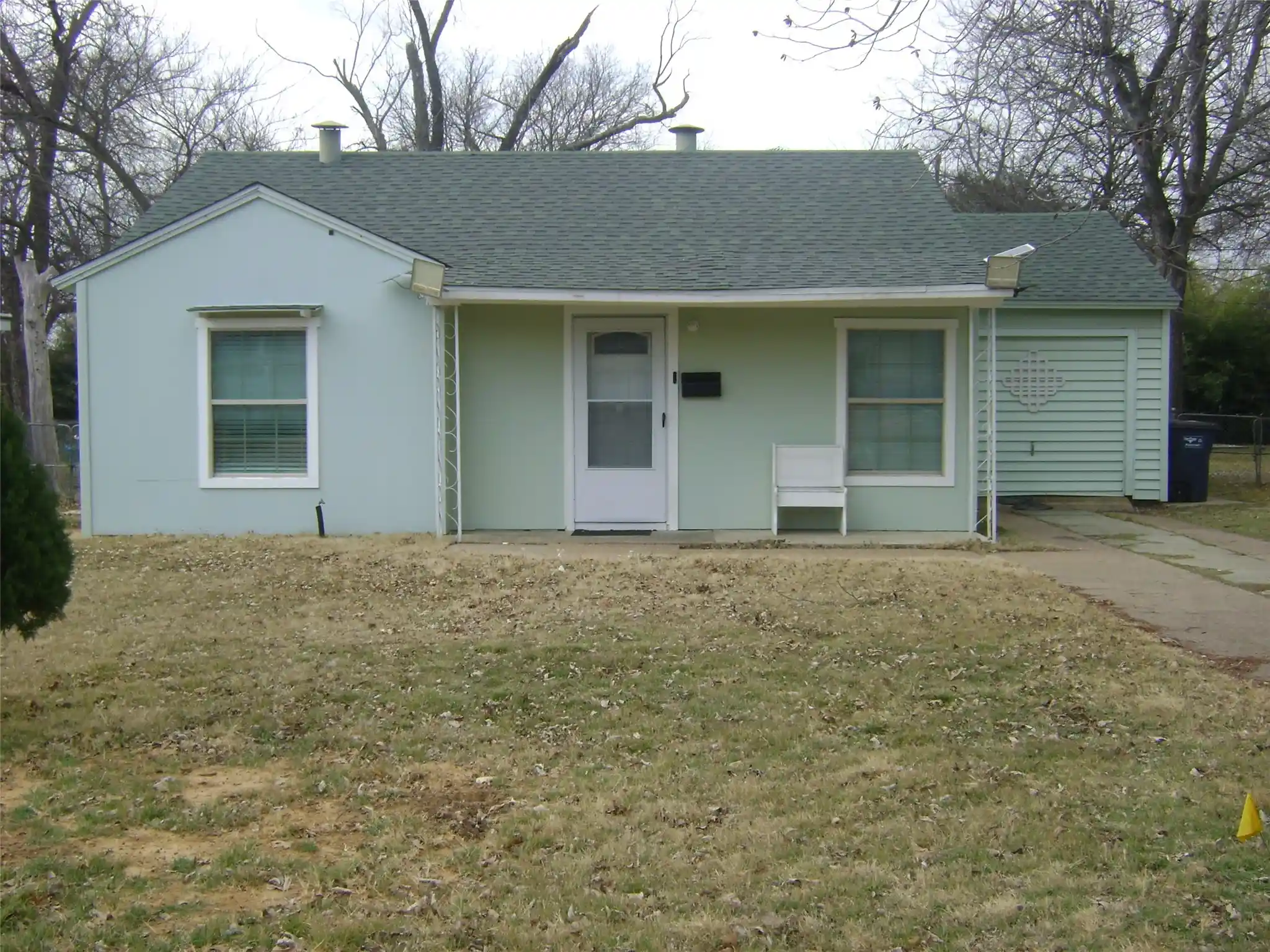 Photo 1 of Single family home for sale at 5036 Cedar Hill Rd, Fort Worth, TX 76116 | MLS# 21346952 | Listing updated on 2026-10-28