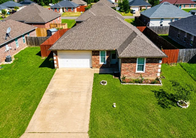 Photo 1 of Single family home for sale at 2003 Firefly Cir, Waco, TX 76705 | MLS# 21344773 | Listing updated on 2026-08-22