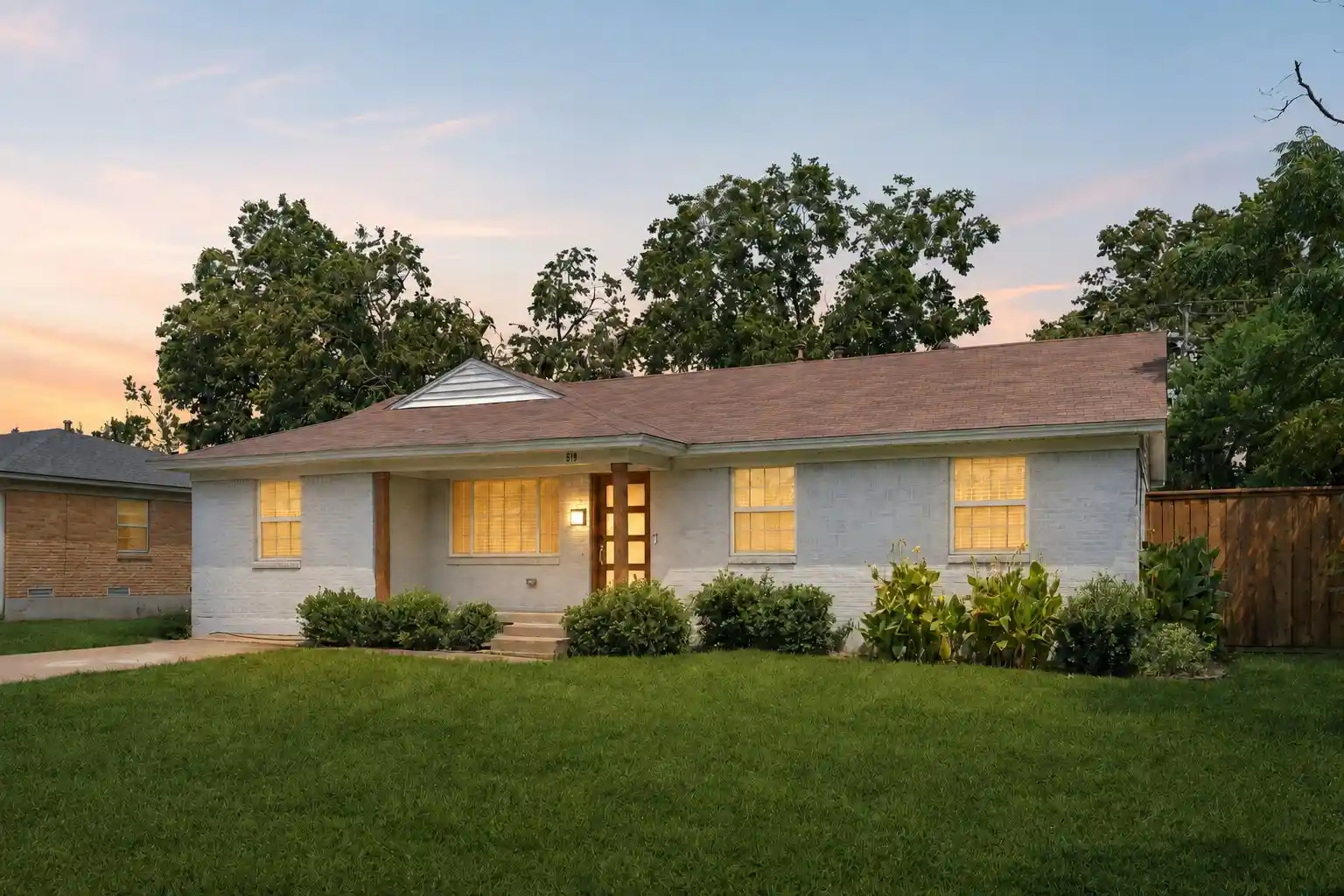Photo 1 of Single family home for sale at 519 Royal Crest Dr, Richardson, TX 75081 | MLS# 21344937 | Listing updated on 2026-10-30