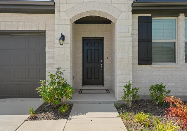 Photo 3 of Single family home for sale at 1721 Rushpea, Royse City, TX 75189 | MLS# 21347024 | Listing updated on 2026-09-21