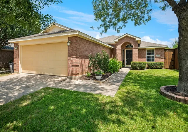 Photo 1 of Single family home for sale at 1031 Port Aransas Dr, Little Elm, TX 75068 | MLS# 21346800 | Listing updated on 2026-10-03