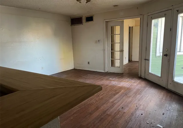 1st image of 9823 Walnut St #303, Dallas, TX 75243 | MLS# 21342791