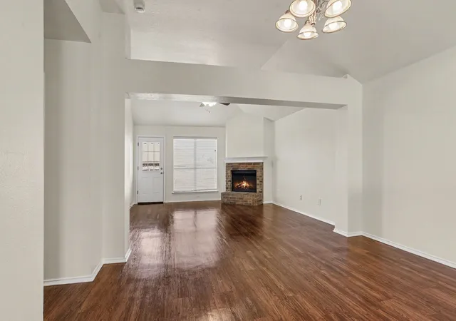 Photo 4 of Single family home for sale at 115 Windsor, Forney, TX 75126 | MLS# 21344273 | Listing updated on 2026-10-05