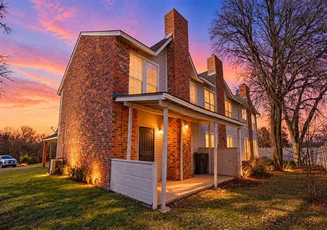 Photo 2 of Townhouse for sale at 1777 Westerham Dr, Dallas, TX 75232 | MLS# 21344425 | Listing updated on 2026-10-03