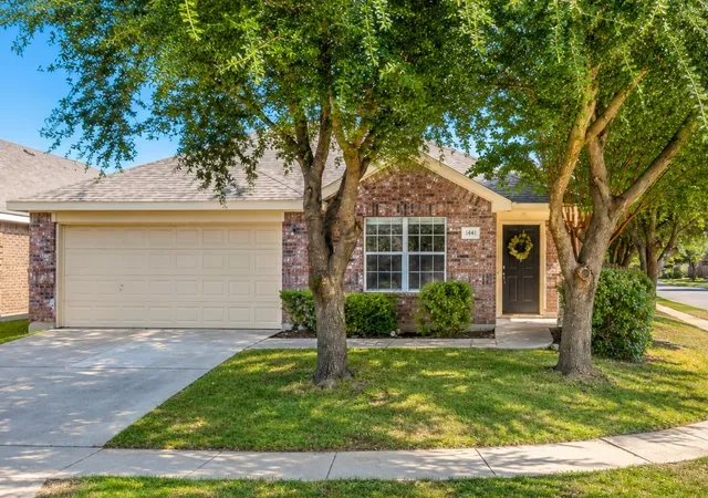 Photo 1 of Single family home for sale at 1441 Mountain Air Trl, Fort Worth, TX 76131 | MLS# 21343583 | Listing updated on 2026-08-08