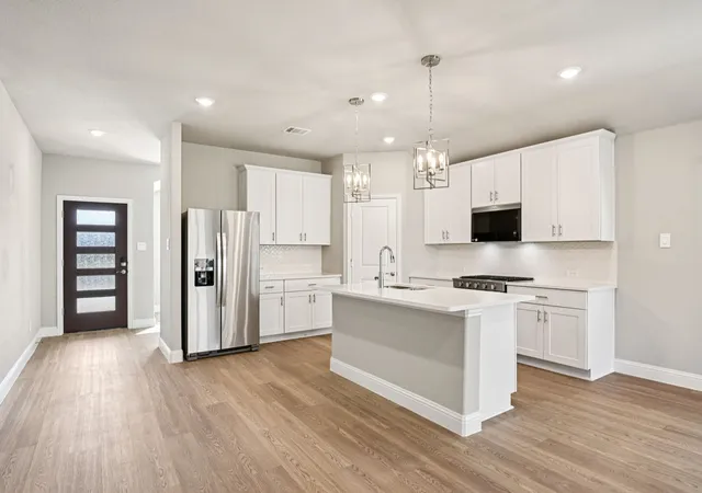 Photo 3 of Sale Pending at 6108 Chickney Dr, Mc Kinney, TX 75071 | MLS# 21346524 | Listing updated on 2026-08-25