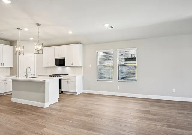 Photo 3 of Sale Pending at 6108 Chickney Dr, Mc Kinney, TX 75071 | MLS# 21346524 | Listing updated on 2026-08-25